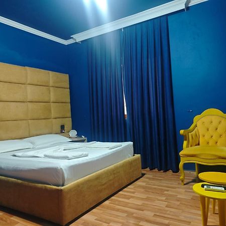 Boutique Artist Hotel Tiranë Ngoại thất bức ảnh