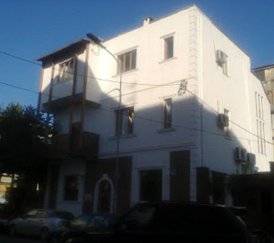 Boutique Artist Hotel Tiranë Ngoại thất bức ảnh