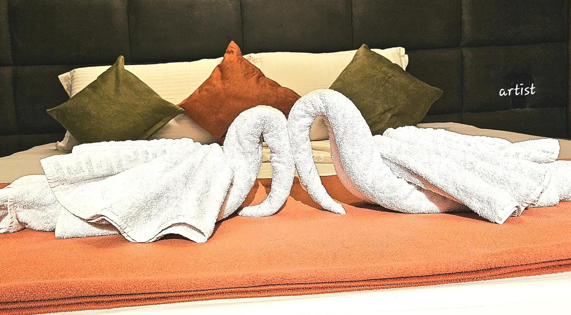 Boutique Artist Hotel Tiranë Ngoại thất bức ảnh
